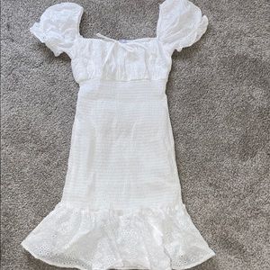 Cute, white dress. With Pattern!